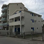 Apartmani Mainski Put 39